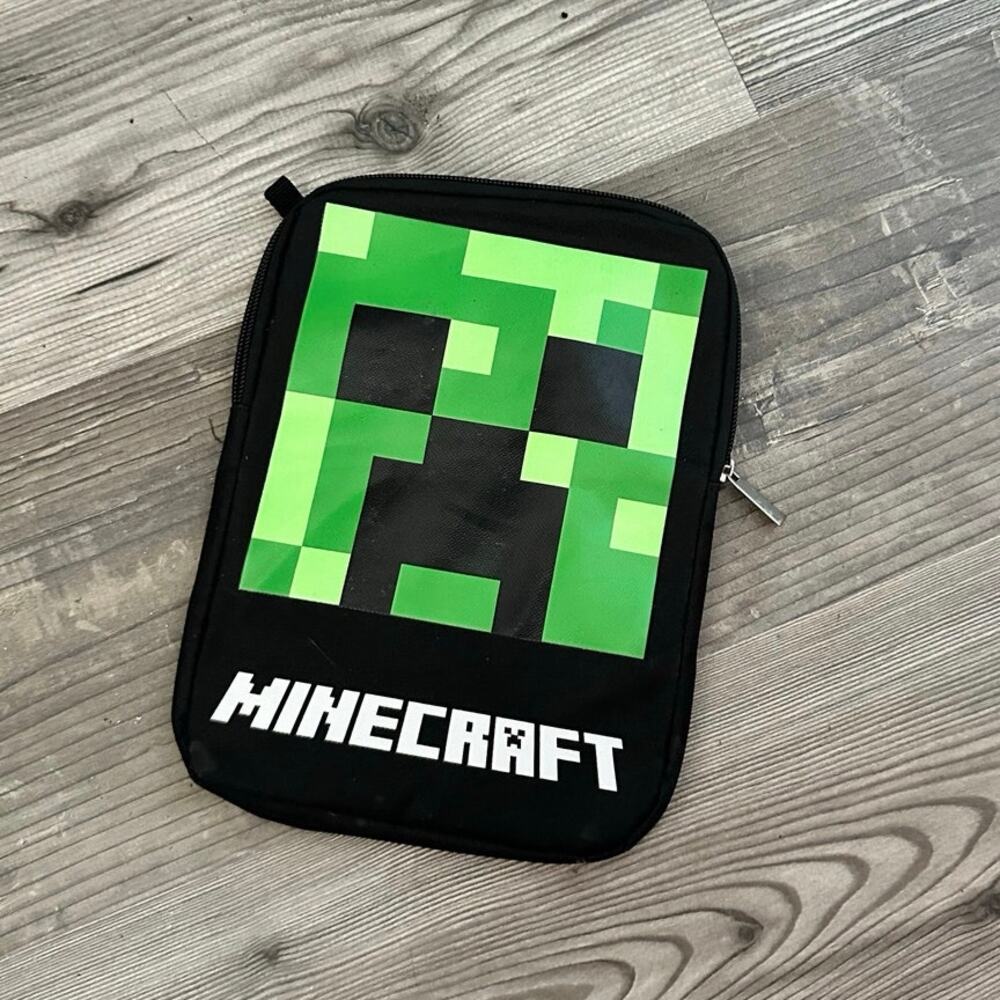 small minecraft creeper tablet holder